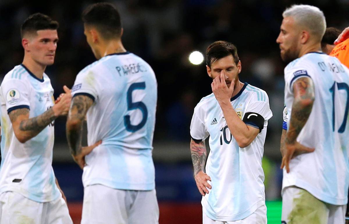 Ecuador thua Argentina và màn trình diễn của siêu nhân Messi