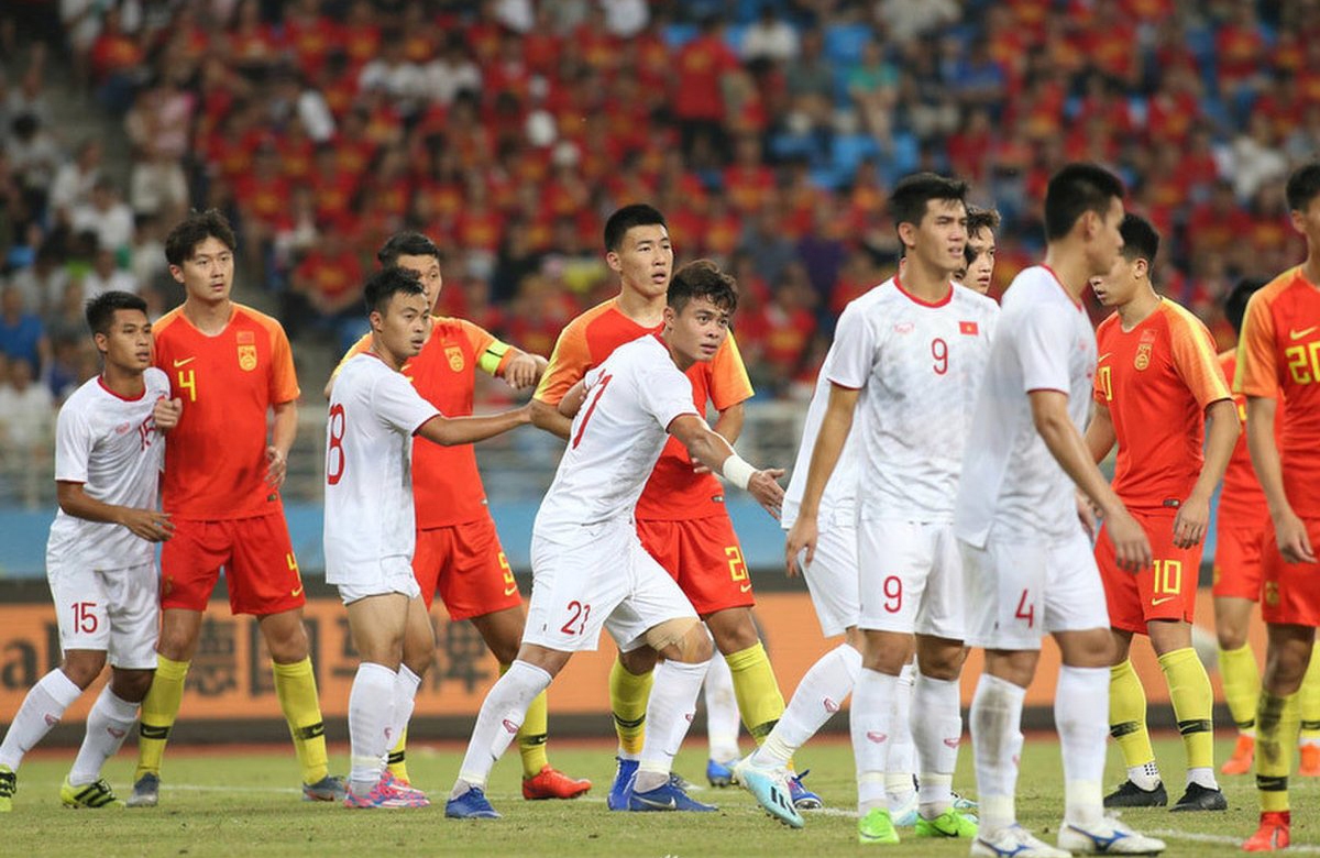 Tuyển Việt Nam có thể kiếm điểm từ tuyển Trung Quốc và Oman